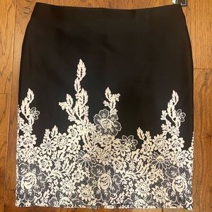 NYCC Size XL Skirt